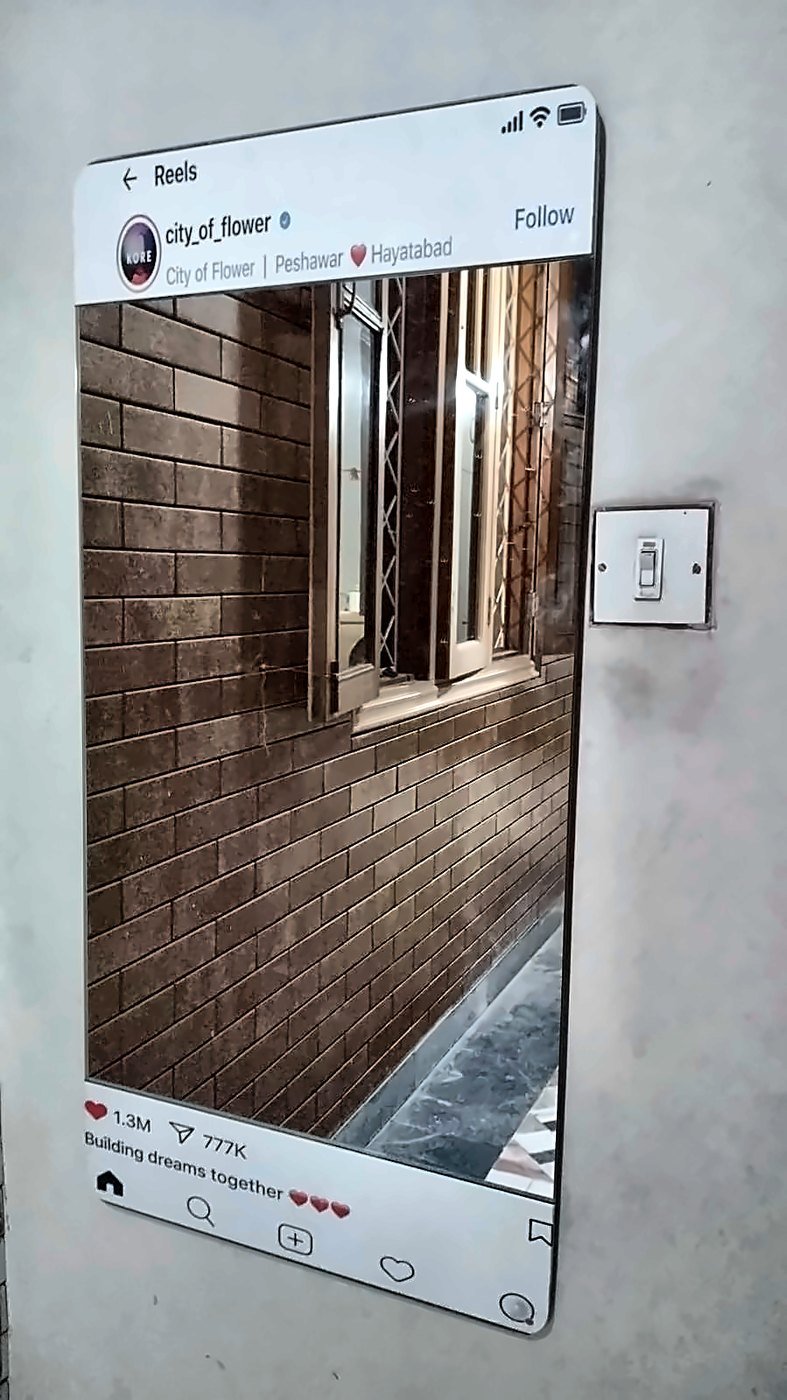 Side angle view of custom Instagram reels frame mirror